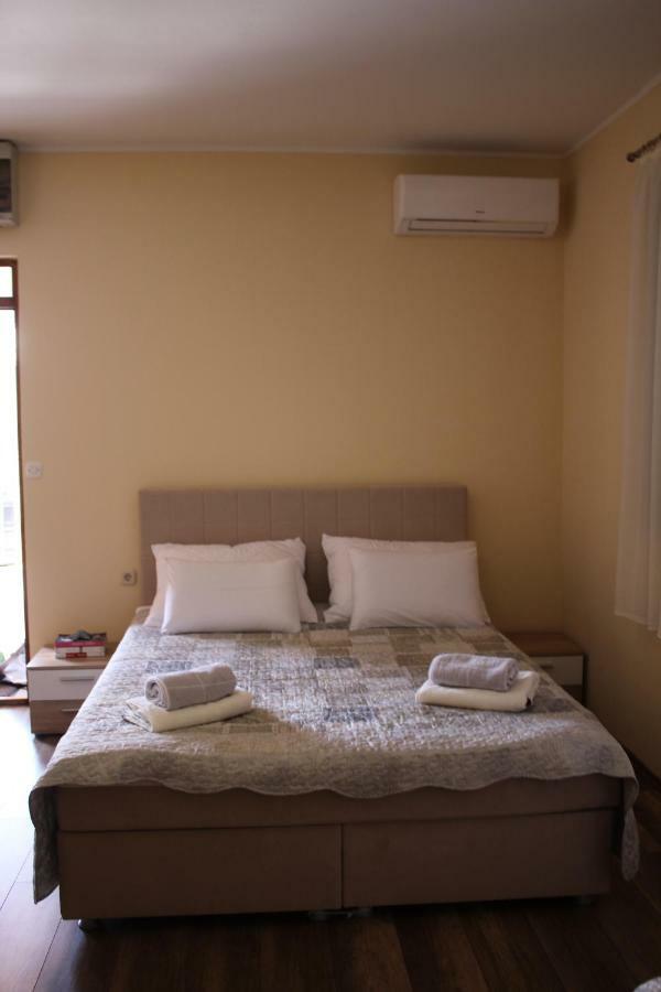 Studio Apartman Ana Šibenik Exteriör bild