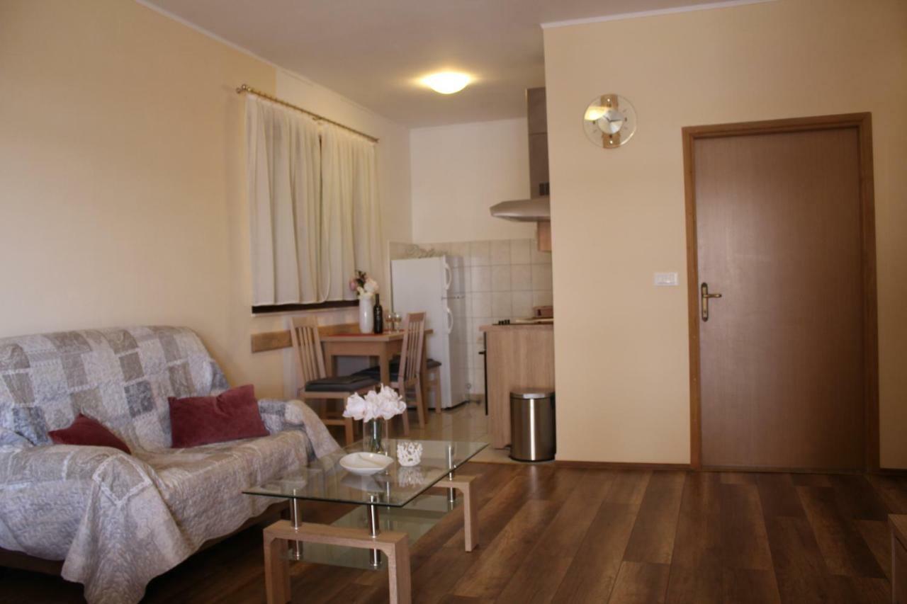 Studio Apartman Ana Šibenik Exteriör bild