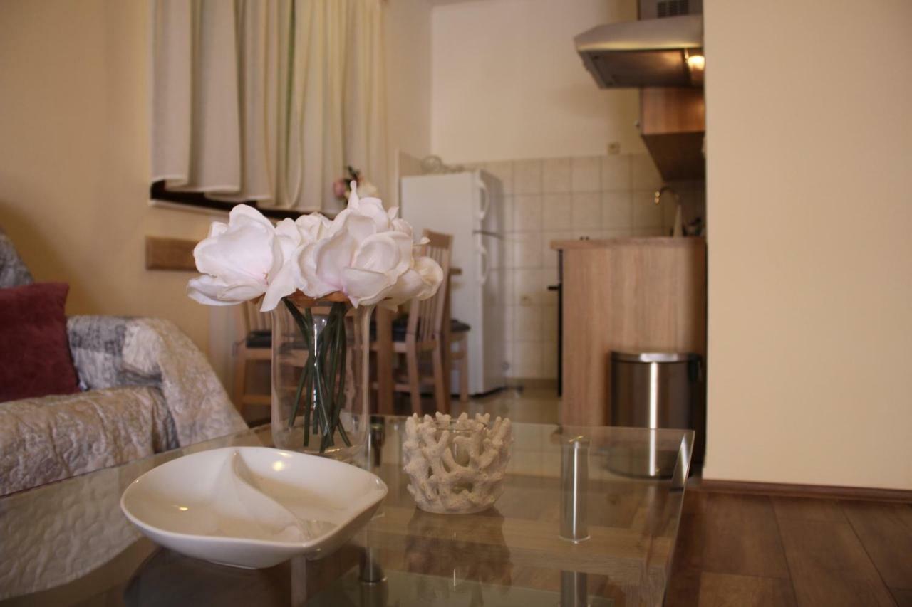 Studio Apartman Ana Šibenik Exteriör bild